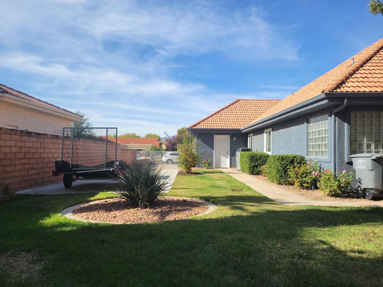 2823 S Calle Las Casitas St George, UT 84790 home for sale, MLS#25-265927 - Erika Rogers Photo 51