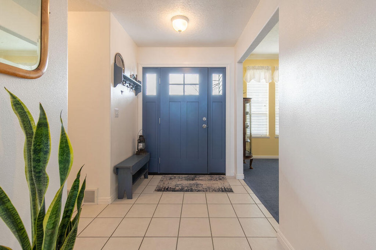 1653 N Millstone CIR Enoch, UT 84721 home for sale, MLS#26-267804 - Erika Rogers Photo 9