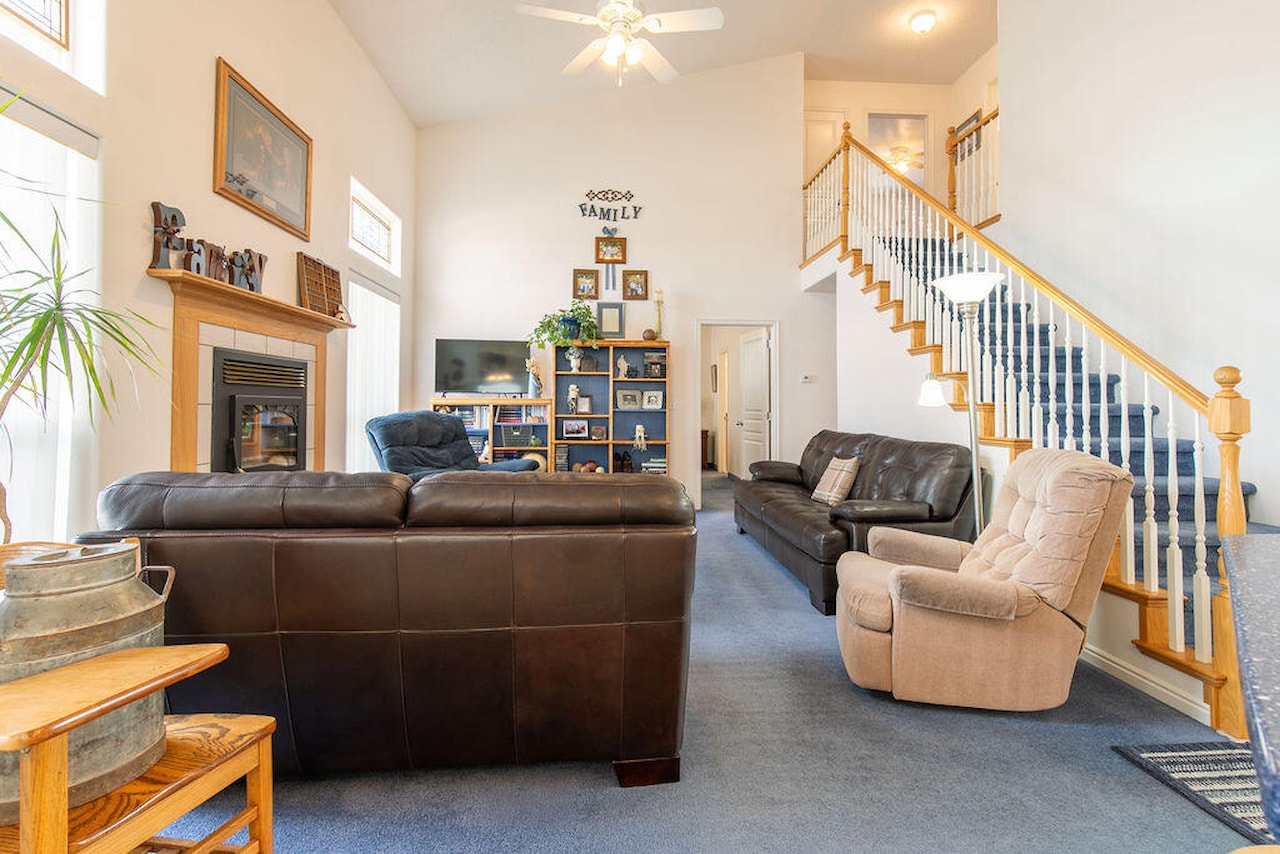 1653 N Millstone CIR Enoch, UT 84721 home for sale, MLS#26-267804 - Erika Rogers Photo 20