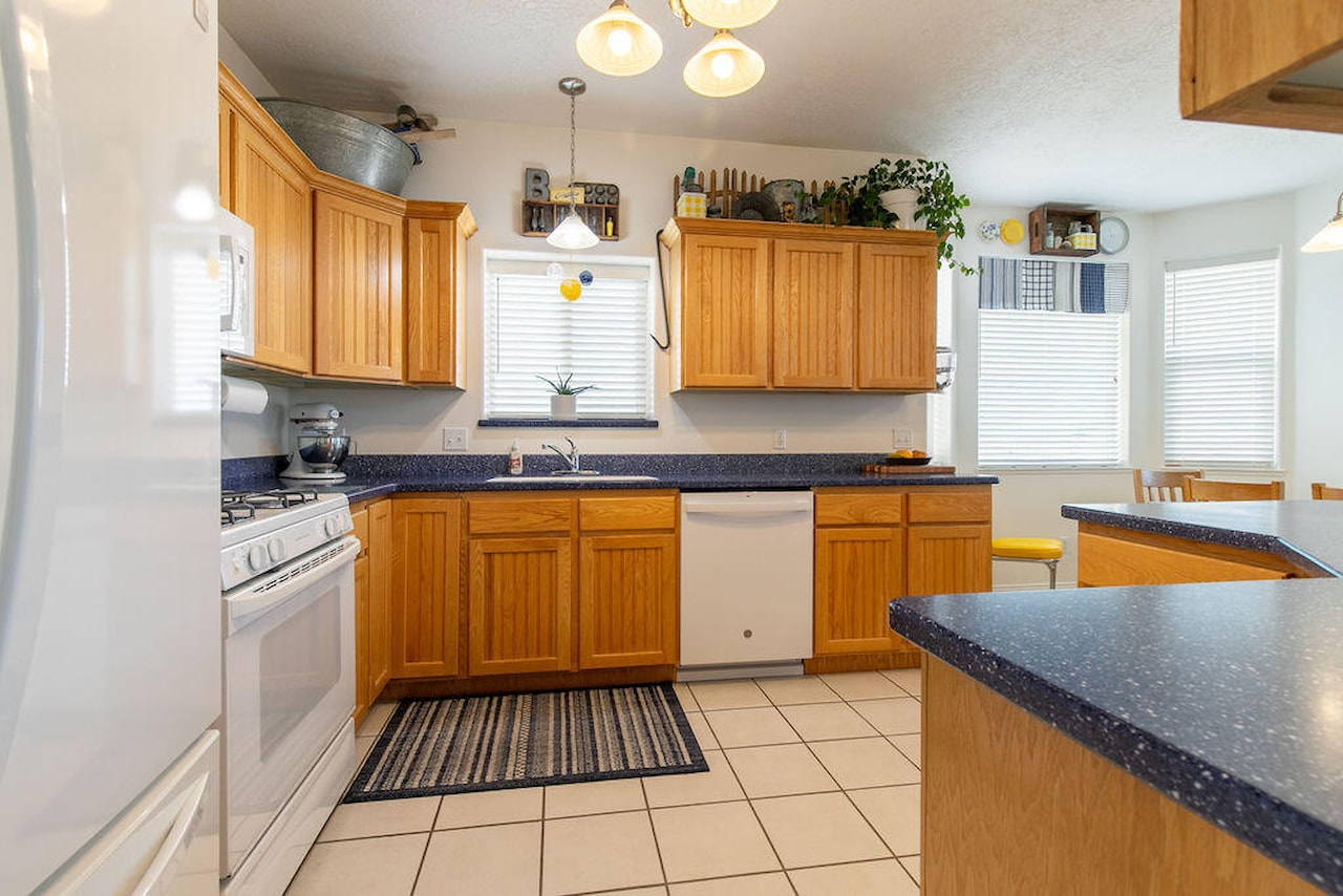 1653 N Millstone CIR Enoch, UT 84721 home for sale, MLS#26-267804 - Erika Rogers Photo 23