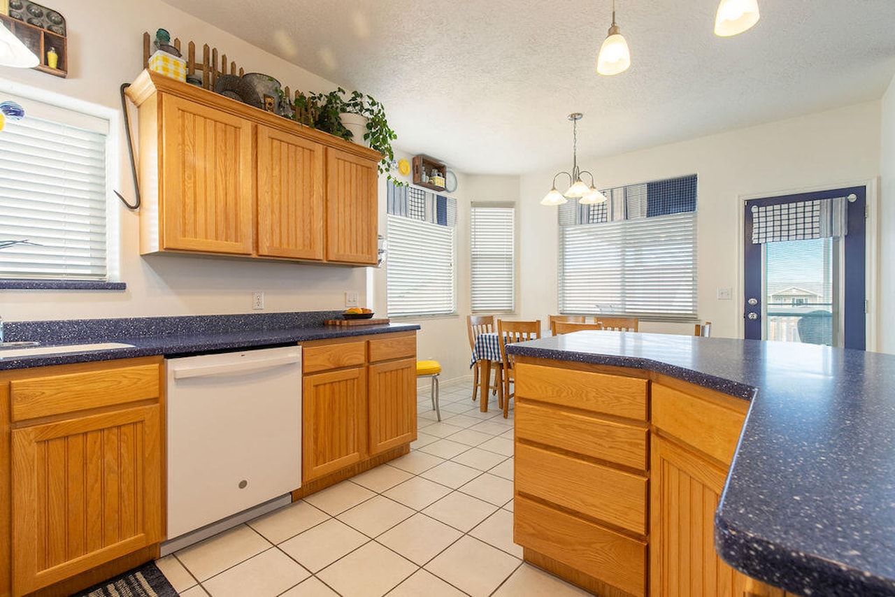 1653 N Millstone CIR Enoch, UT 84721 home for sale, MLS#26-267804 - Erika Rogers Photo 26