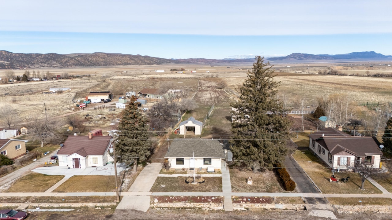 127 E Main ST Summit, UT 84772 home for sale, MLS#26-267789 - Erika Rogers Photo 35