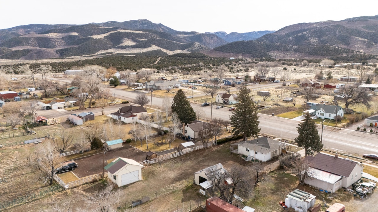 127 E Main ST Summit, UT 84772 home for sale, MLS#26-267789 - Erika Rogers Photo 38