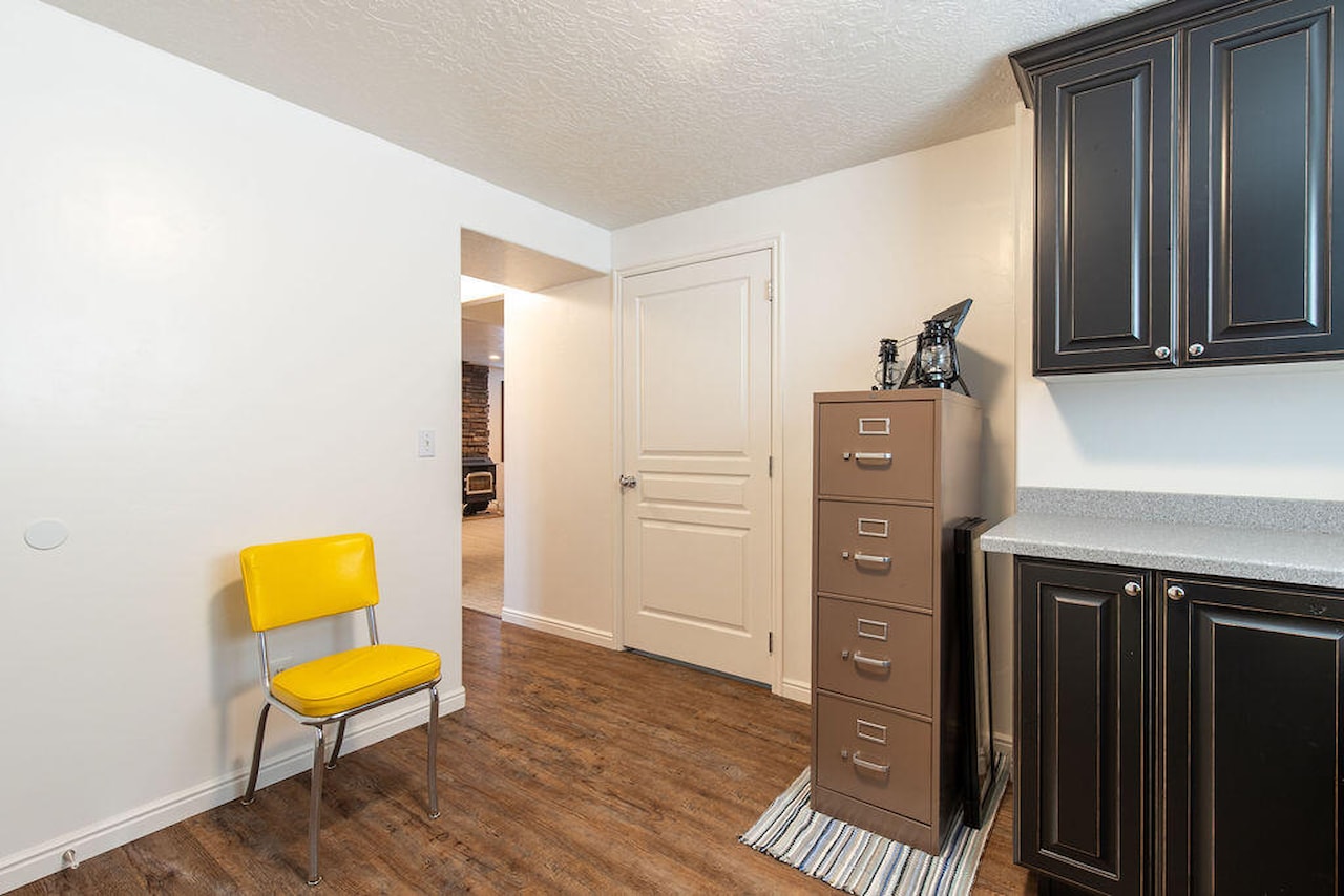 1653 N Millstone CIR Enoch, UT 84721 home for sale, MLS#26-267804 - Erika Rogers Photo 70