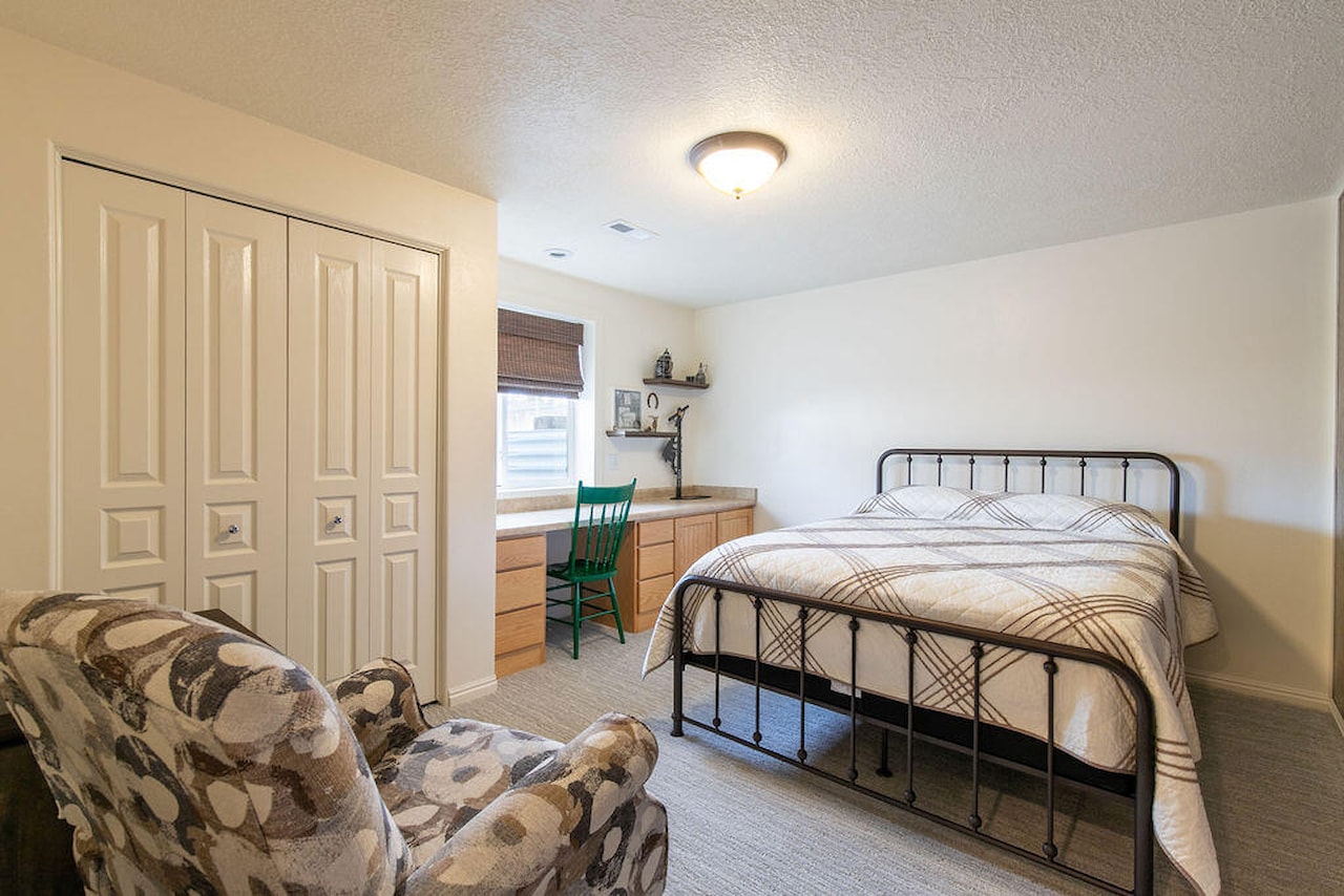 1653 N Millstone CIR Enoch, UT 84721 home for sale, MLS#26-267804 - Erika Rogers Photo 76