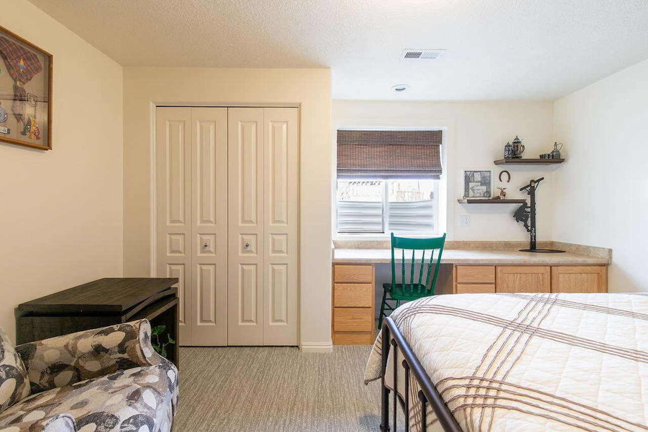 1653 N Millstone CIR Enoch, UT 84721 home for sale, MLS#26-267804 - Erika Rogers Photo 77