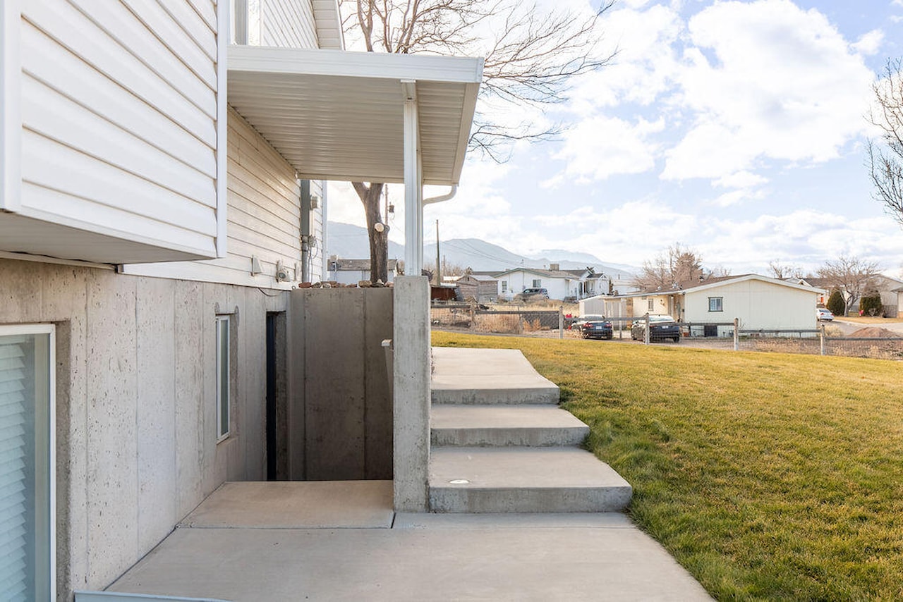 1653 N Millstone CIR Enoch, UT 84721 home for sale, MLS#26-267804 - Erika Rogers Photo 86