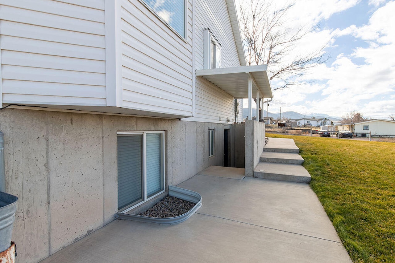 1653 N Millstone CIR Enoch, UT 84721 home for sale, MLS#26-267804 - Erika Rogers Photo 88