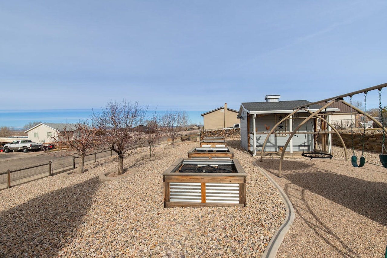 1653 N Millstone CIR Enoch, UT 84721 home for sale, MLS#26-267804 - Erika Rogers Photo 93