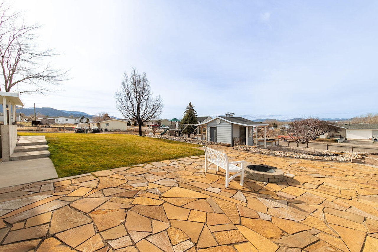 1653 N Millstone CIR Enoch, UT 84721 home for sale, MLS#26-267804 - Erika Rogers Photo 95