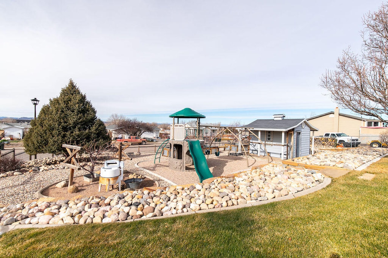 1653 N Millstone CIR Enoch, UT 84721 home for sale, MLS#26-267804 - Erika Rogers Photo 98