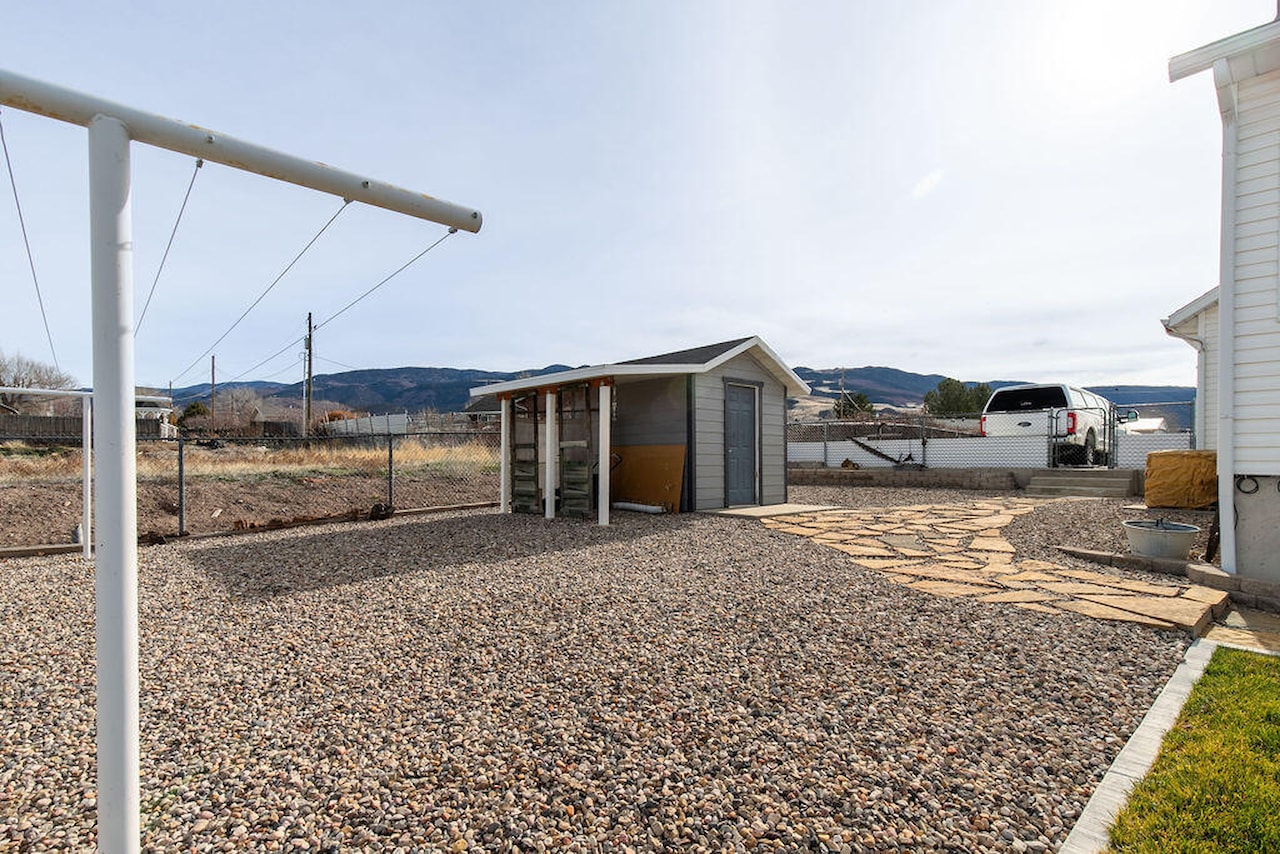 1653 N Millstone CIR Enoch, UT 84721 home for sale, MLS#26-267804 - Erika Rogers Photo 99