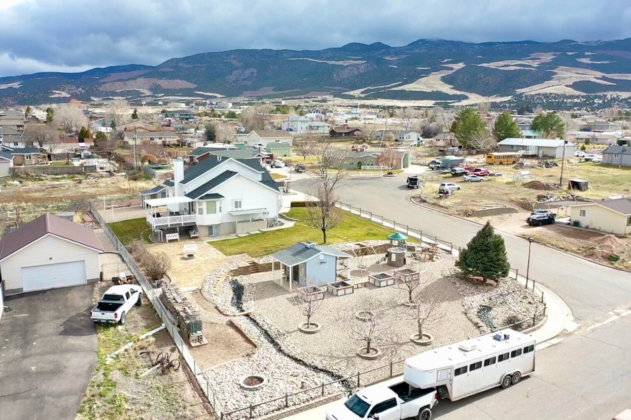 1653 N Millstone CIR Enoch, UT 84721 home for sale, MLS#26-267804 - Erika Rogers Photo 102