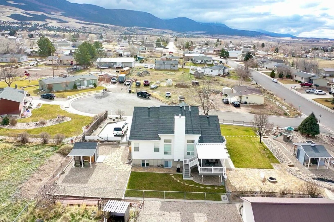 1653 N Millstone CIR Enoch, UT 84721 home for sale, MLS#26-267804 - Erika Rogers Photo 107