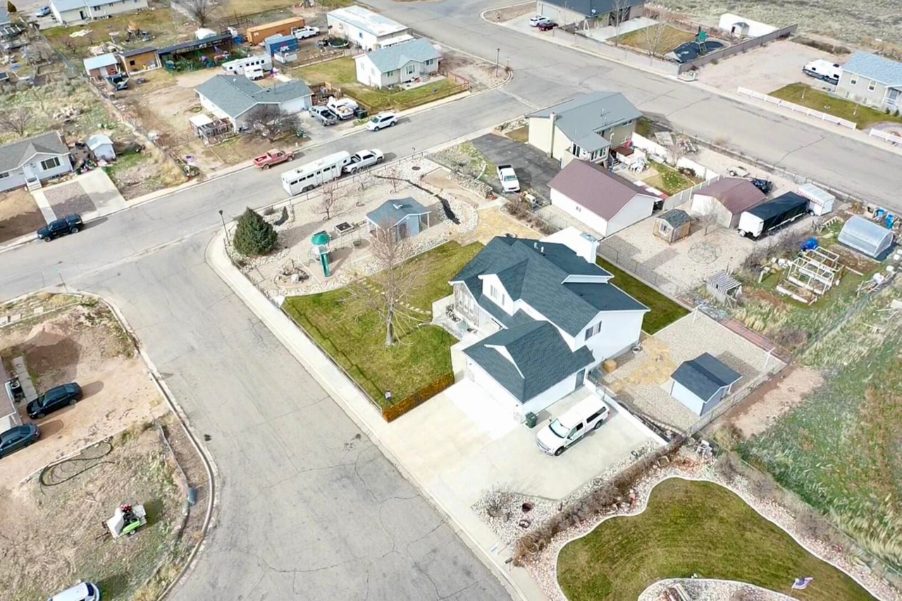 1653 N Millstone CIR Enoch, UT 84721 home for sale, MLS#26-267804 - Erika Rogers Photo 108