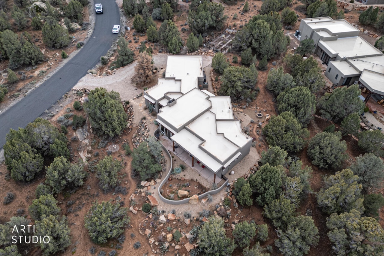 731 N Rock Garden LN Dammeron Valley, UT 84783 home for sale, MLS#26-267808 - Erika Rogers Photo 9