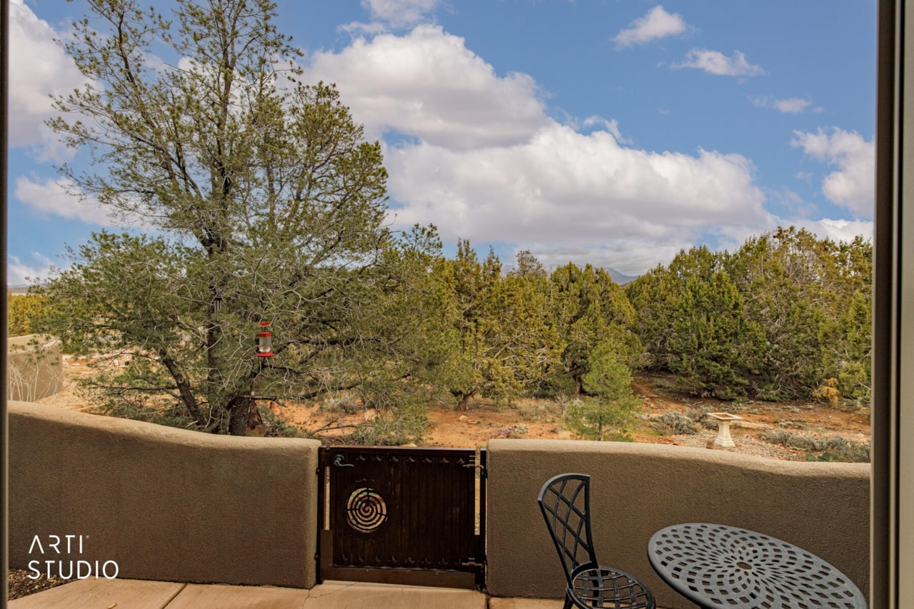 731 N Rock Garden LN Dammeron Valley, UT 84783 home for sale, MLS#26-267808 - Erika Rogers Photo 48