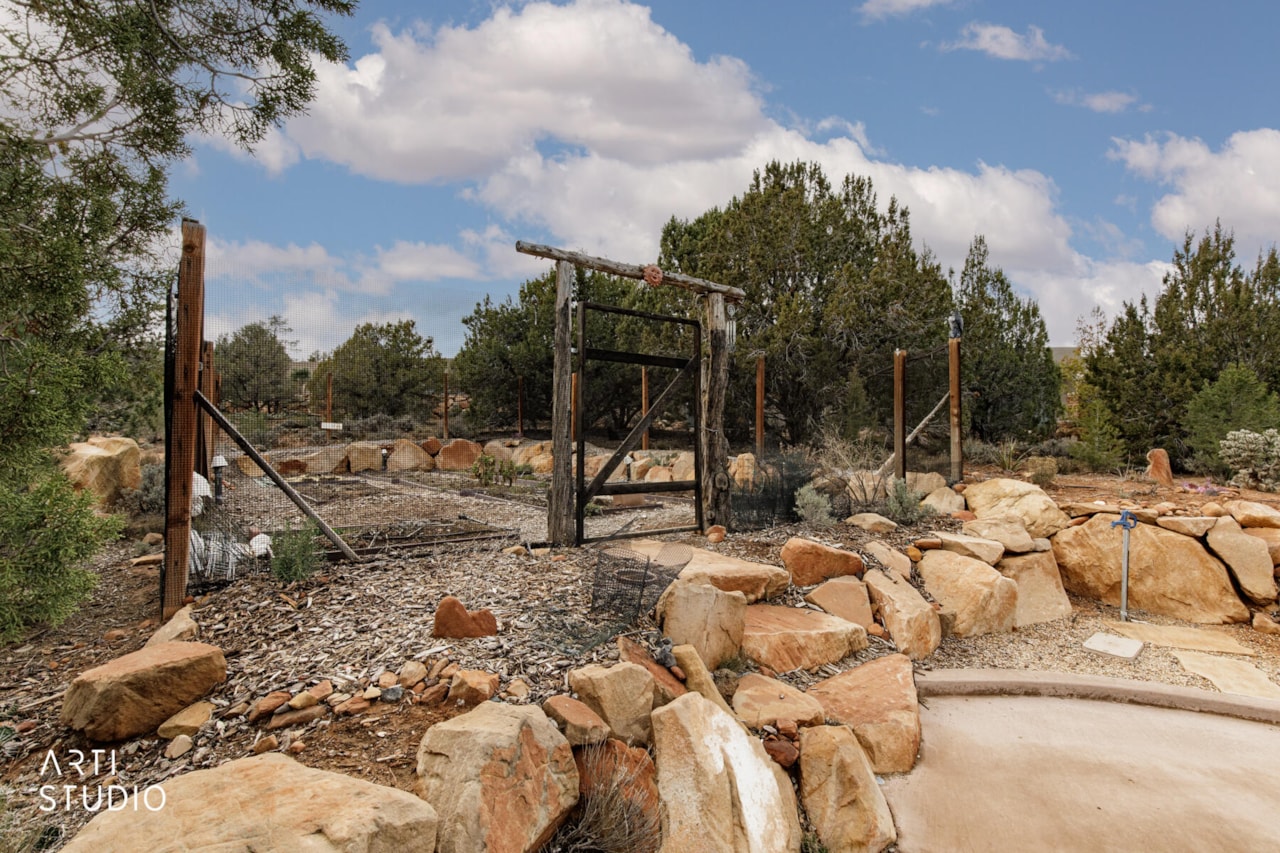 731 N Rock Garden LN Dammeron Valley, UT 84783 home for sale, MLS#26-267808 - Erika Rogers Photo 62