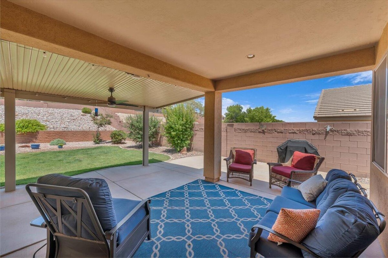 2903 E Slick Rock RD Washington, UT 84780 home for sale, MLS#26-267803 - Erika Rogers Photo 7