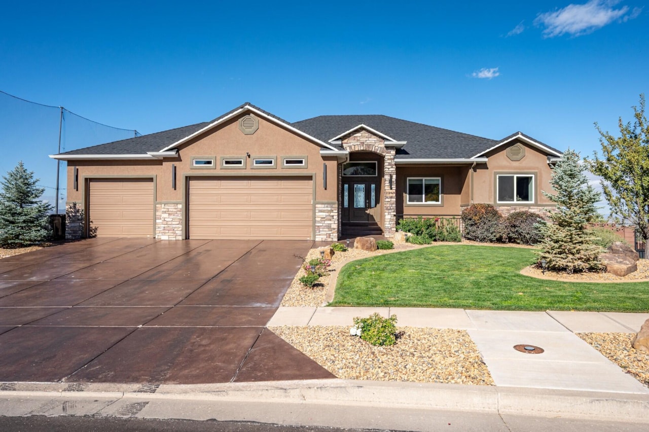 1283 N Knoll ST Cedar City, UT 84721 home for sale, MLS#26-267811 - Erika Rogers Photo 6