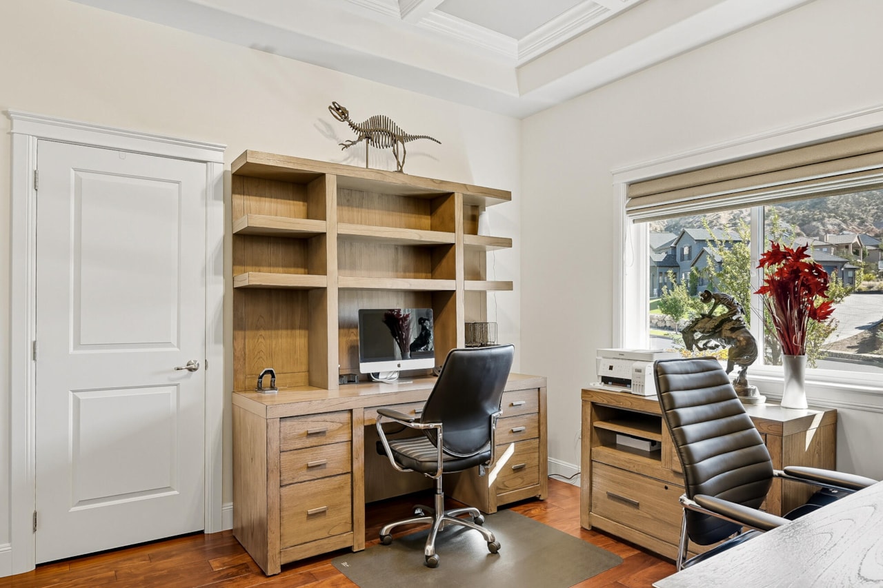 1283 N Knoll ST Cedar City, UT 84721 home for sale, MLS#26-267811 - Erika Rogers Photo 37