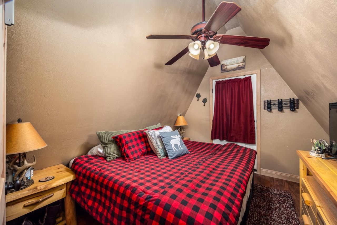 885 N Spruce DR Duck Creek, UT 84762 home for sale, MLS#26-267812 - Erika Rogers Photo 7