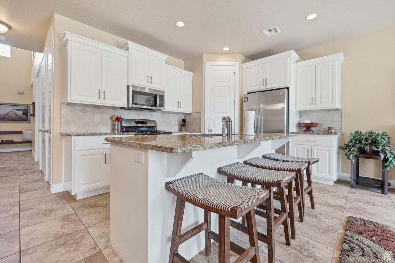 1709 W Myrtle Beach CT St George, UT 84770 home for sale, MLS#26-267730 - Erika Rogers Photo 2