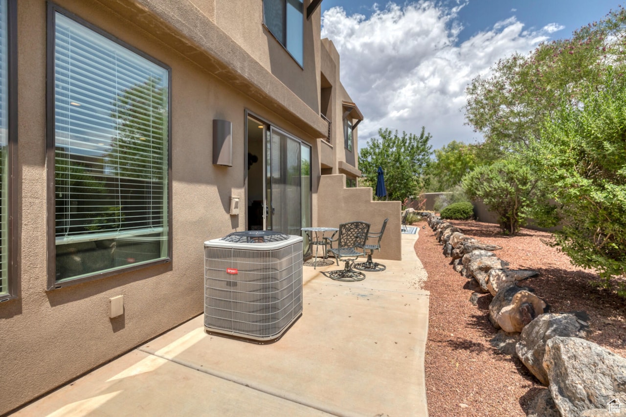 1709 W Myrtle Beach CT St George, UT 84770 home for sale, MLS#26-267730 - Erika Rogers Photo 31