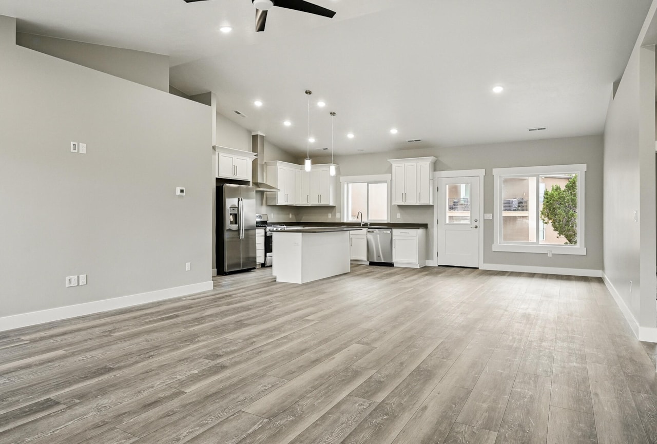 1152 E Smokey Trail Way Cedar City, UT 84721 home for sale, MLS#26-267807 - Erika Rogers Photo 14