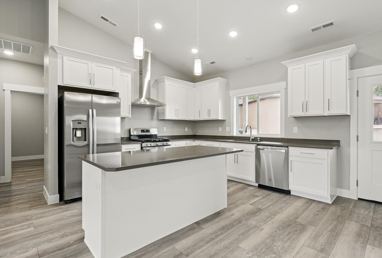 1152 E Smokey Trail Way Cedar City, UT 84721 home for sale, MLS#26-267807 - Erika Rogers Photo 16