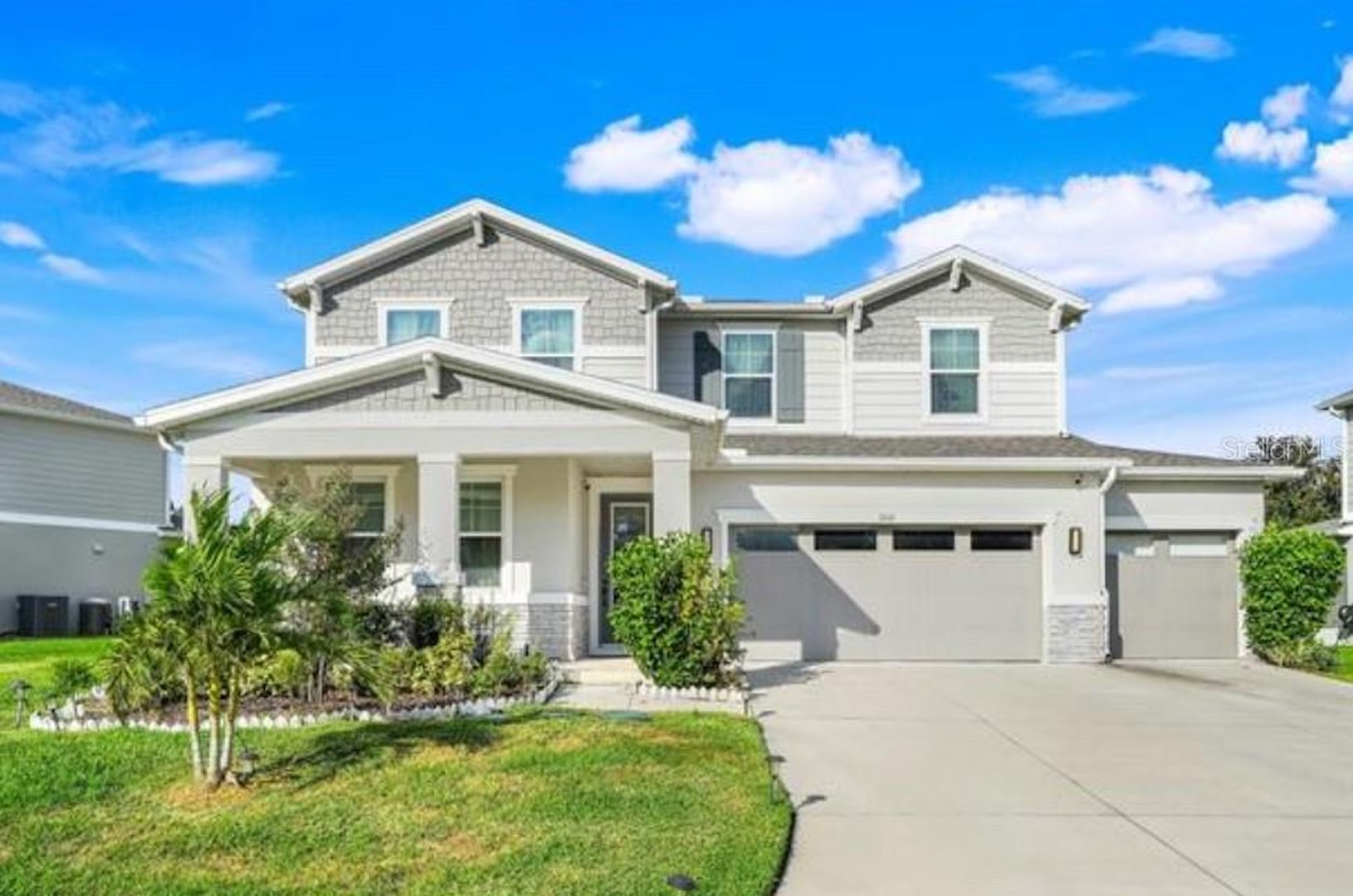 10169 Spring Lake Dr in Clermont, FL