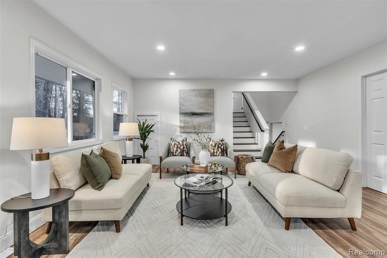 8165 Leonard Dr Holly Township, MI 48442 | MLS 20261001472