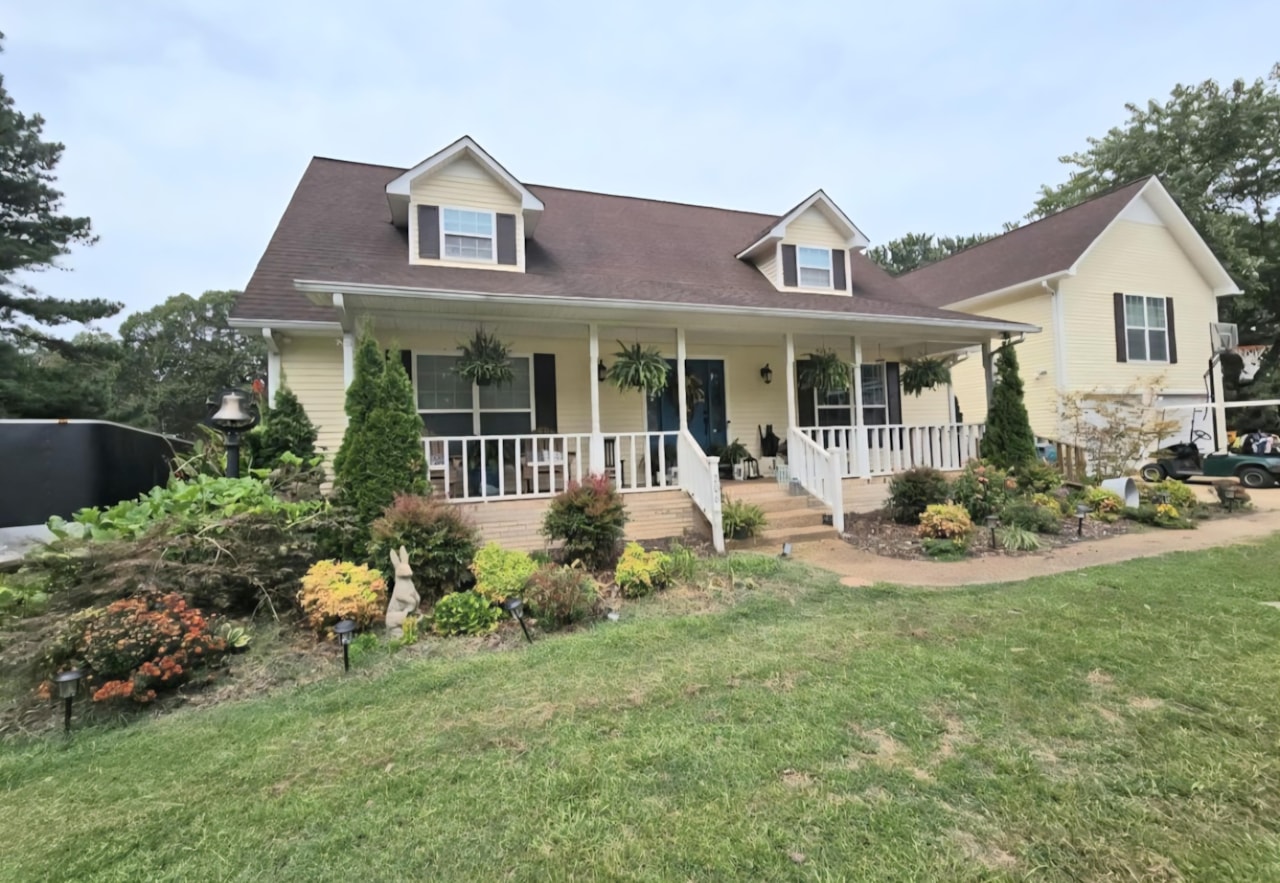 206 State Ave Lawrenceburg, TN 38464 | MLS 3079785