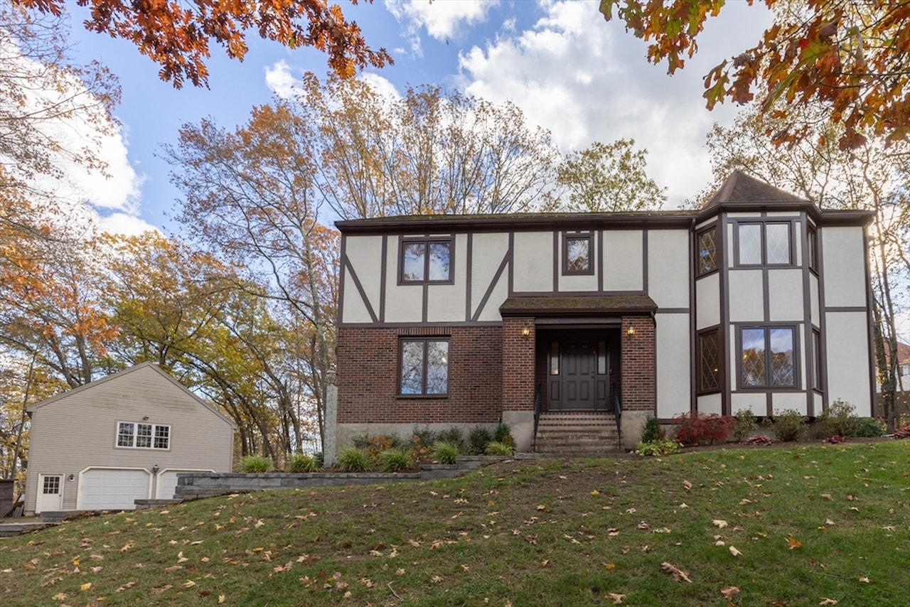 16 Oak Tree Drive Milford, MA 01757 | MLS 73467921