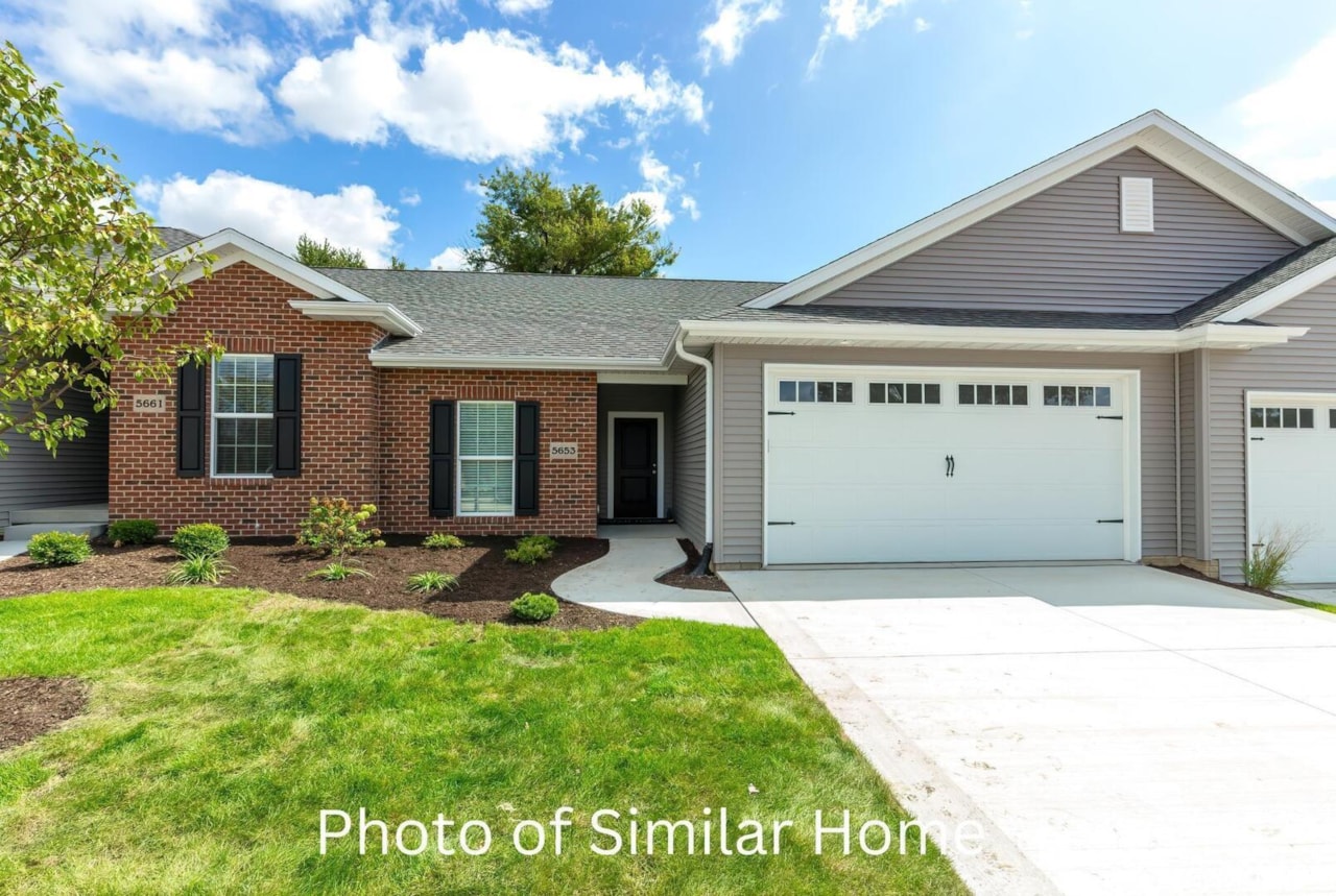 8 Frank Ct Le Claire, IA 52753 | MLS QC4266110