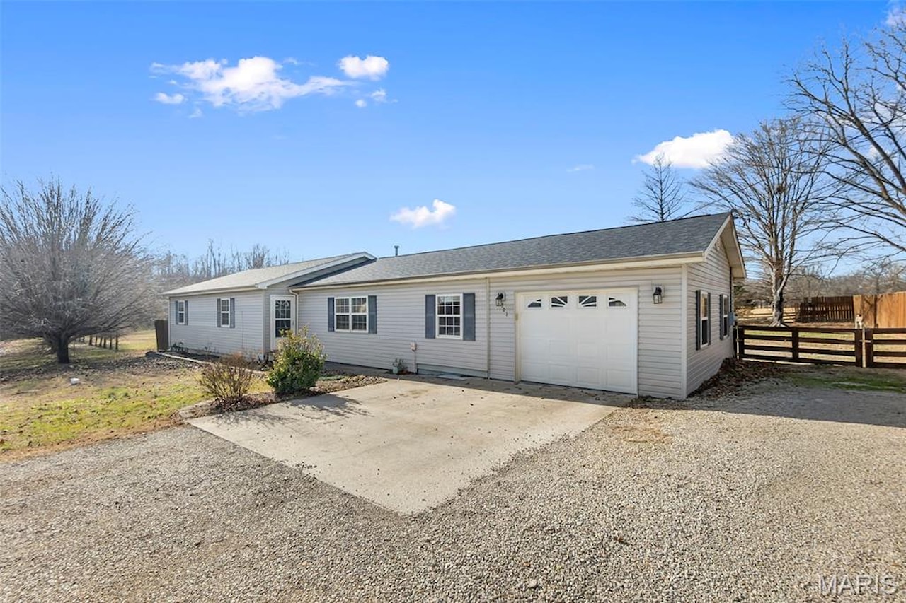 301 State Highway 51 S Marble Hill, MO 63764 | MLS 26002679