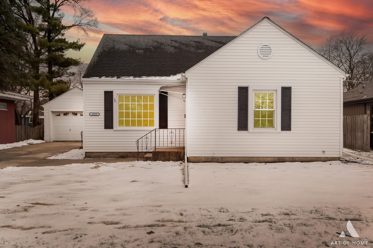 1015 Grandview Ave Lockport, IL 60441 | MLS 12548078