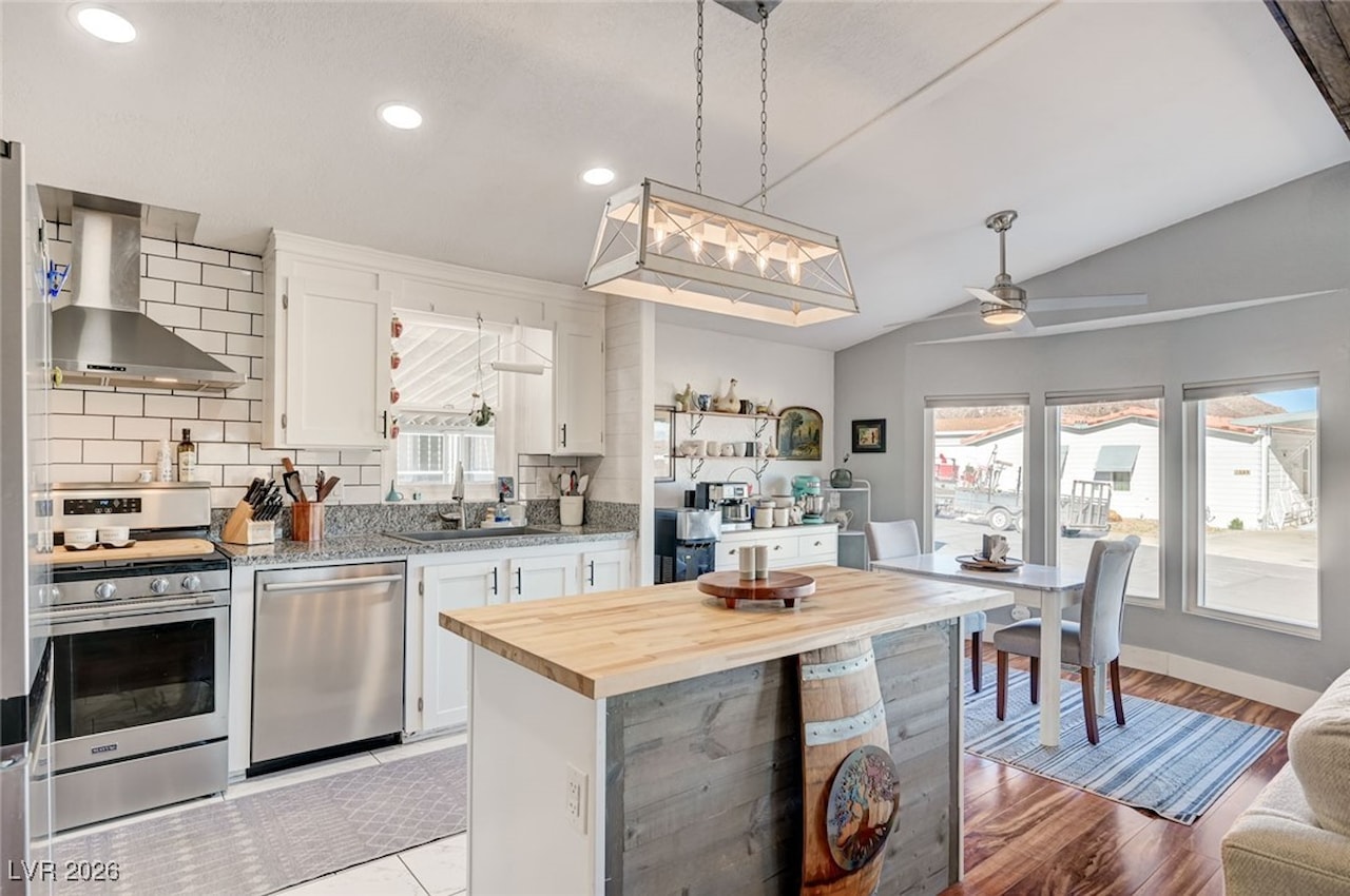 506 Lake Winnebago Ln Boulder City, NV 89005 | MLS 2748578