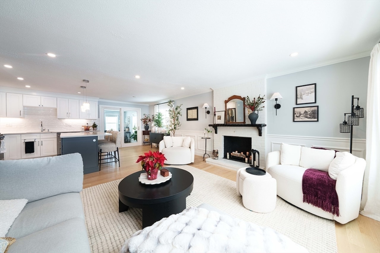 10 Yale Dr Milford, MA 01757 | MLS 73470467