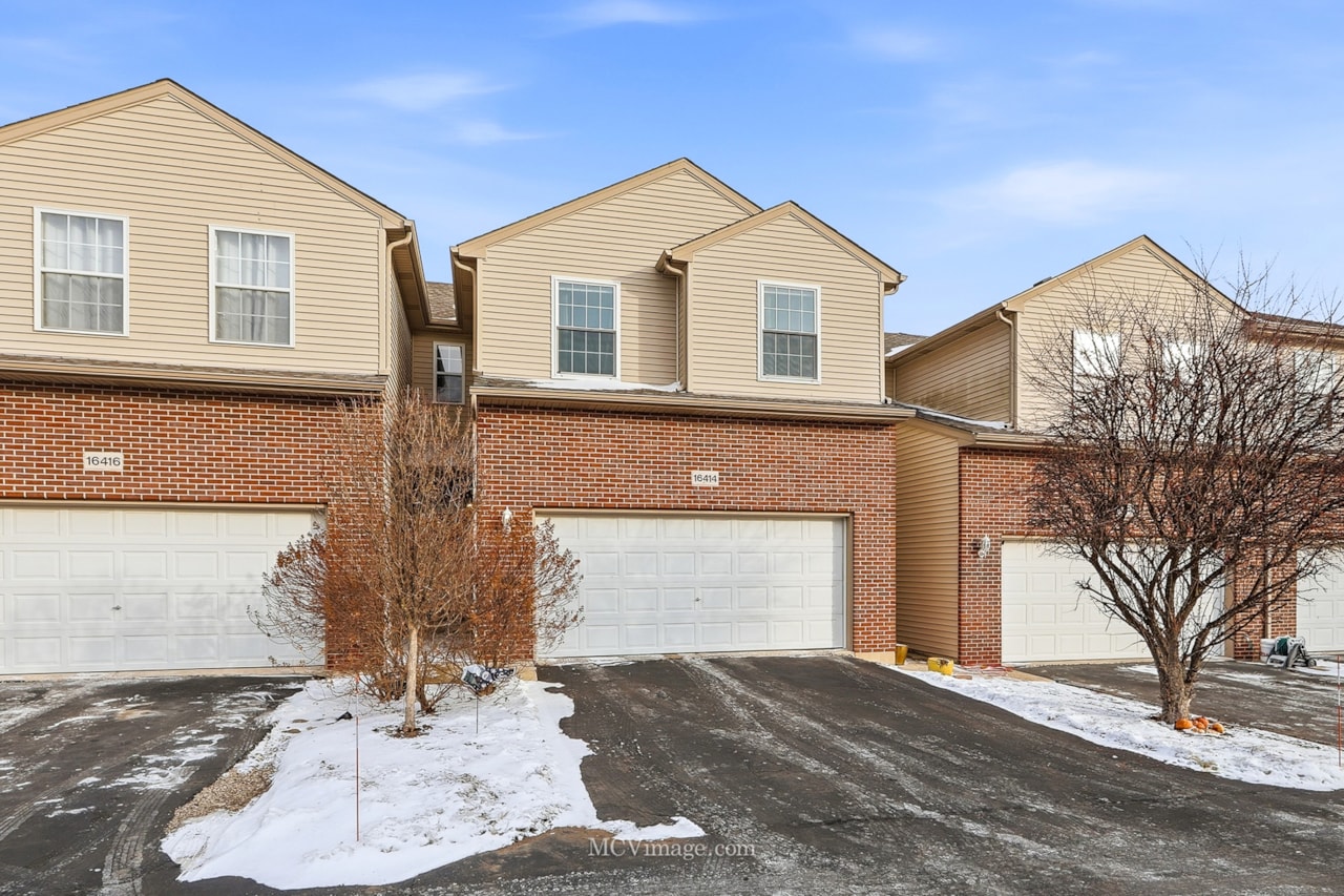 16414 Willow Walk Dr Lockport, IL 60441 | MLS 12545041