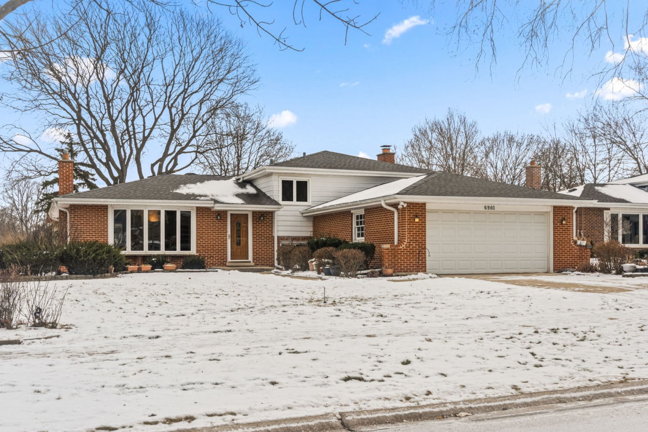 6901 Springside Ave Downers Grove, IL 60516 | MLS 12553444