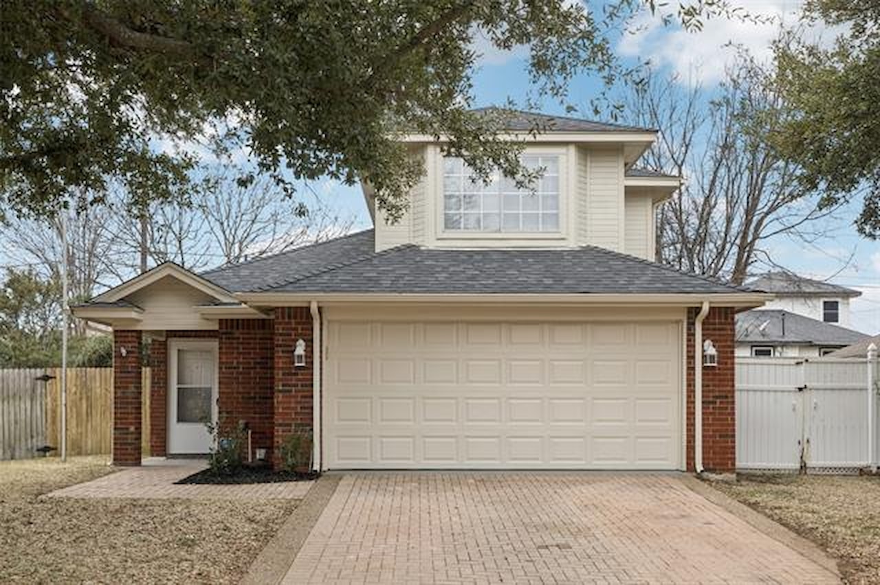 621 Renaissance Place Cedar Hill, TX 75104 | MLS 21162575