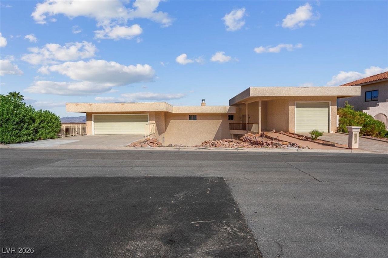 1025 Keys Dr Boulder City NV 89005 Listed for $1,000,000 in Lake Terrace #2  Amd Aka