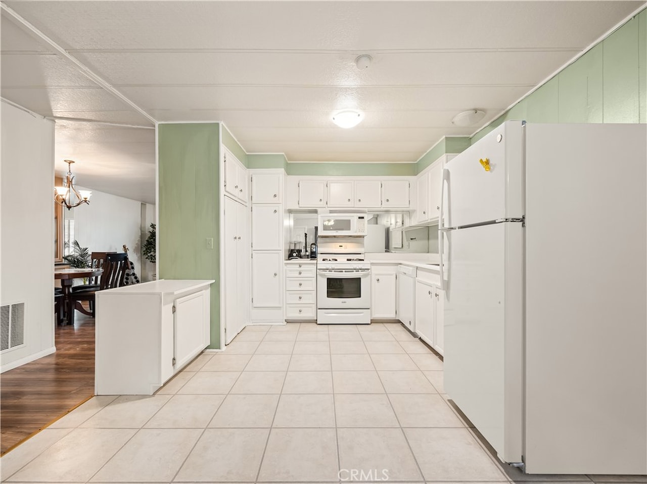 Move-In Ready 2BR/2BA in Sun City Estates - Menifee