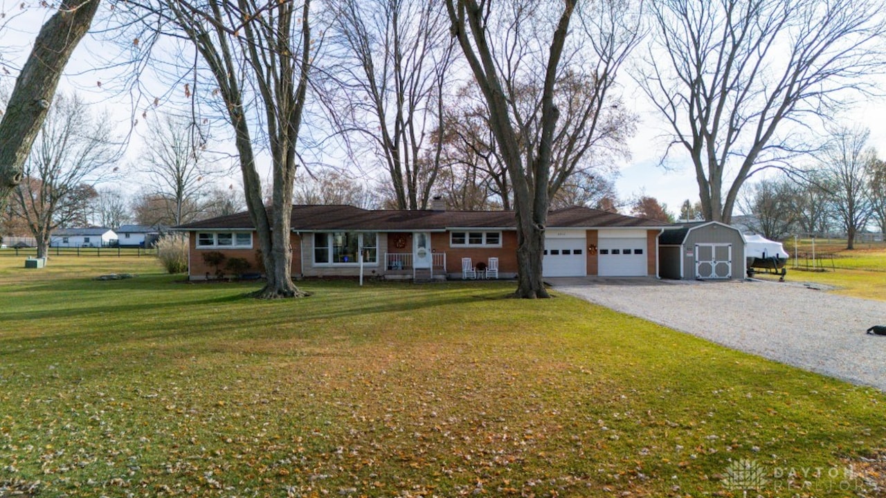 6915 Troy-Sidney Rd Piqua, OH 45356 | MLS 948694