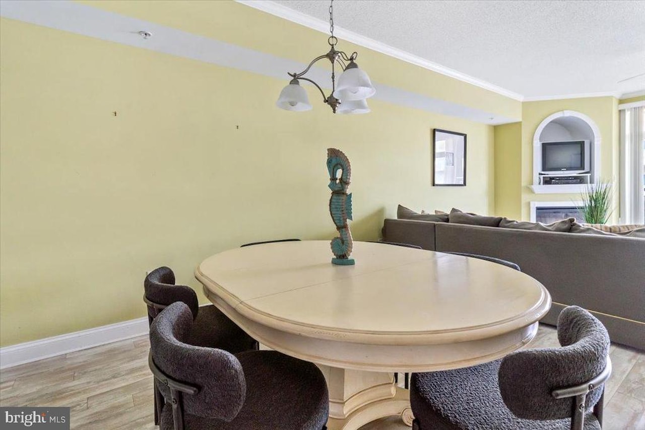 Seaside Retreat Real Estate for Sale - 13700 Coastal Hwy #302 in Ocean City Photo 7