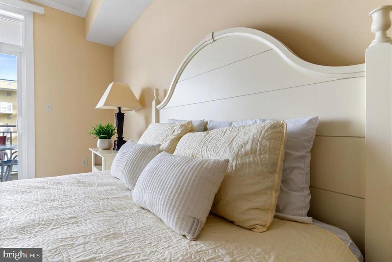 Seaside Retreat Real Estate for Sale - 13700 Coastal Hwy #302 in Ocean City Photo 19