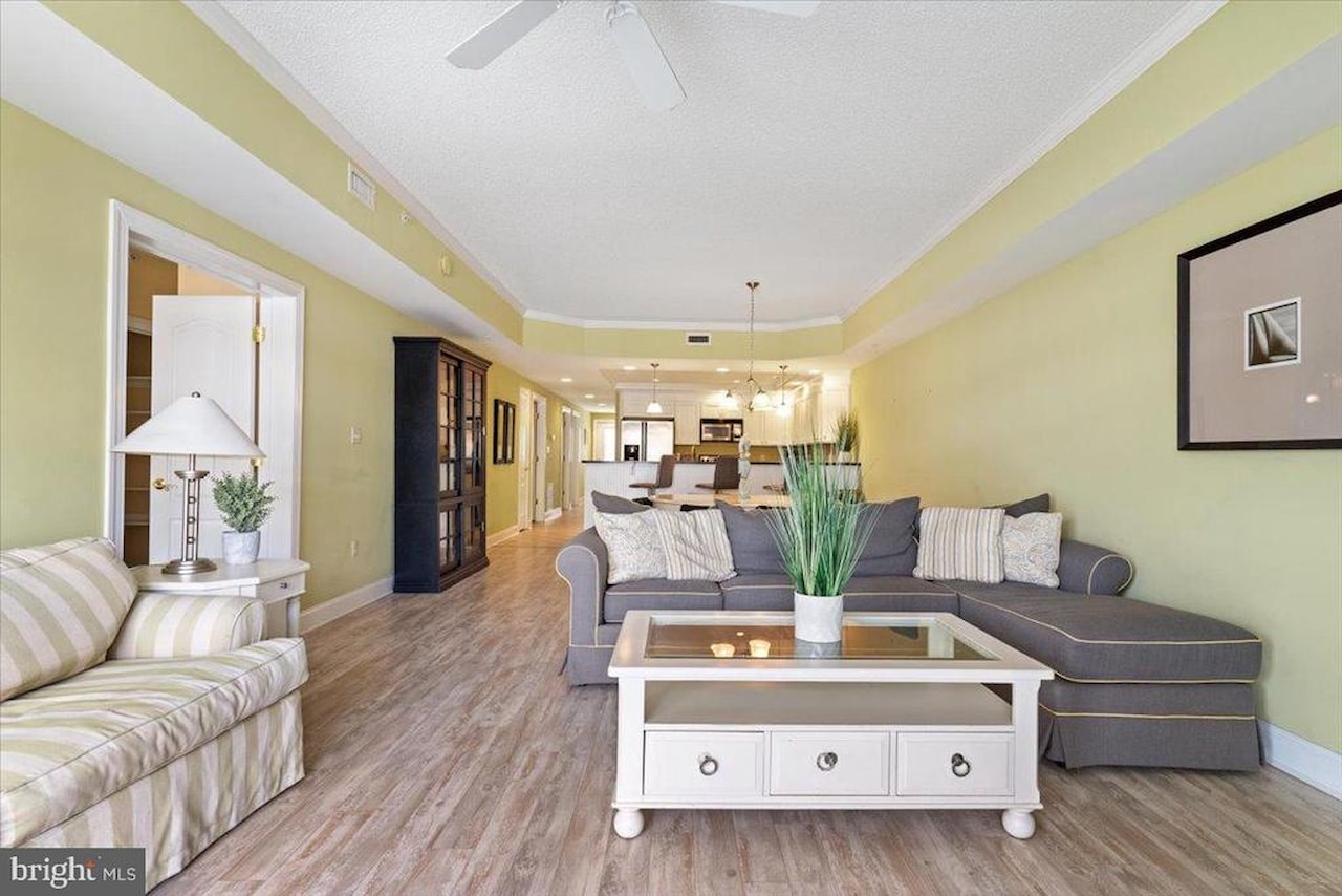 Seaside Retreat Real Estate for Sale - 13700 Coastal Hwy #302 in Ocean City Photo 4