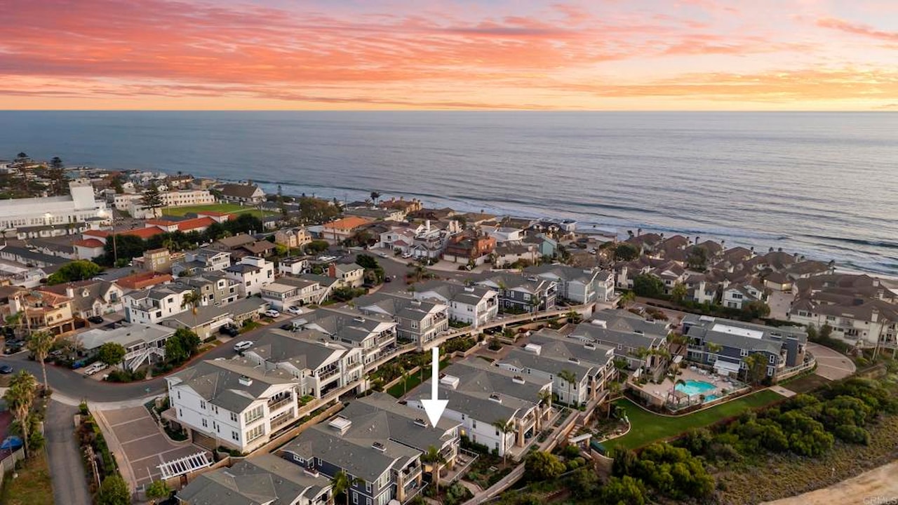 2383 Ocean St, Carlsbad