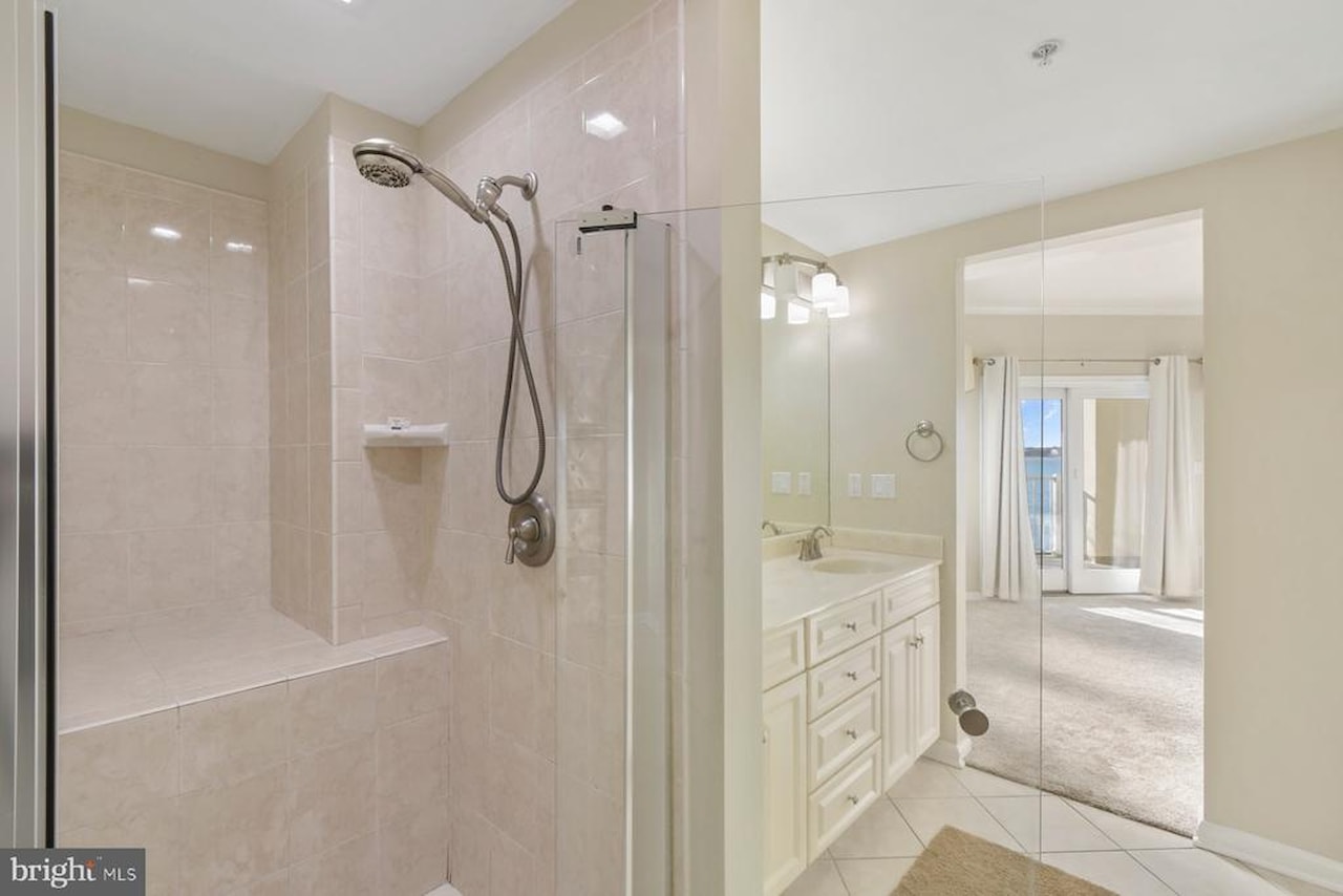 Thee Cori Noel Real Estate for Sale - 310 2nd St #101 in Ocean City Photo 17